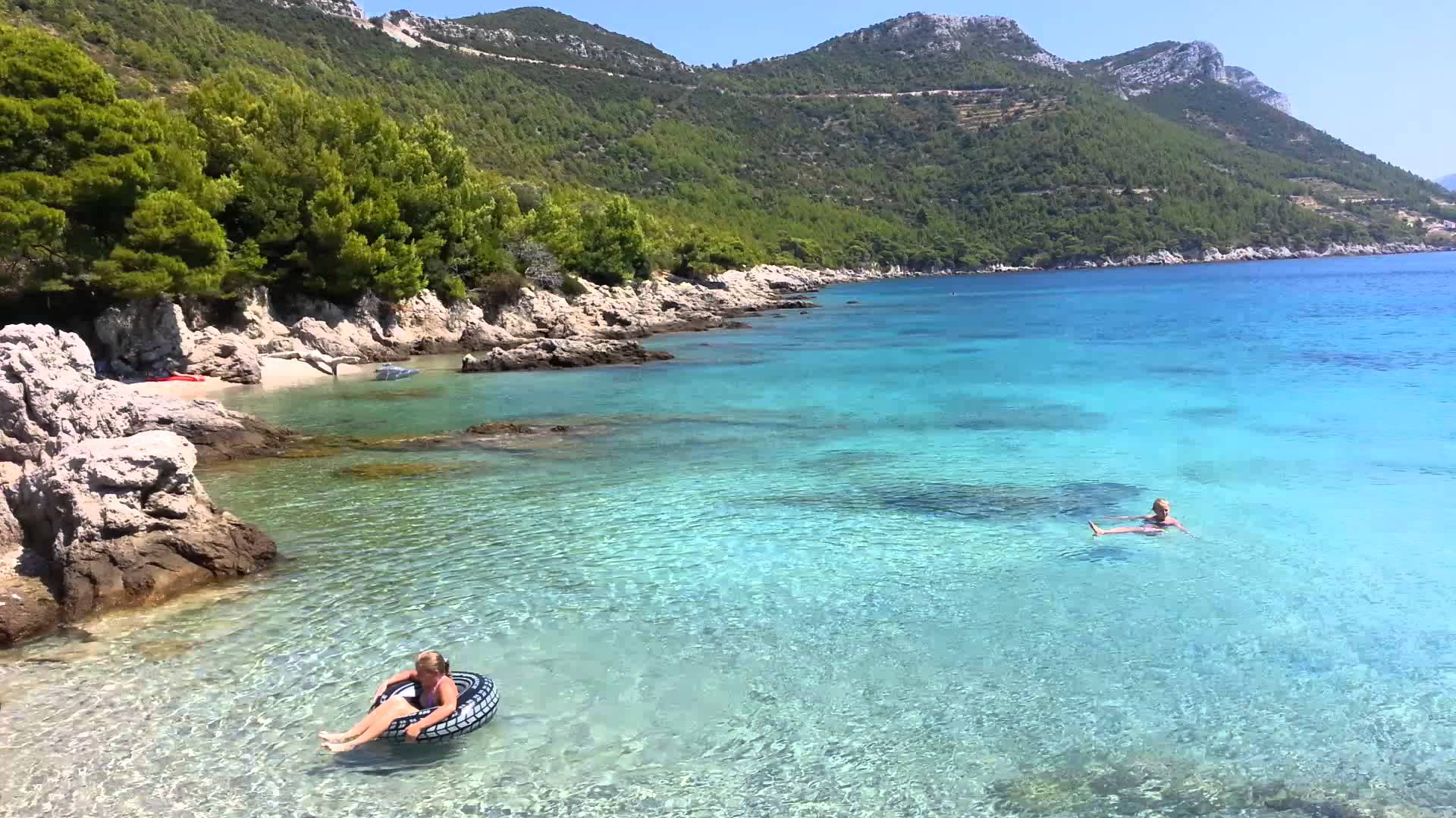 Место пляжа 2 3. Сплит Хорватия пляжи. Пляж Бачвице Хорватия. Dovolena Хорватия. Пляж осмица Хорватия.